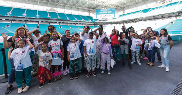 Miami Dolphins Partner with CITY Furniture and Surprise Over 100