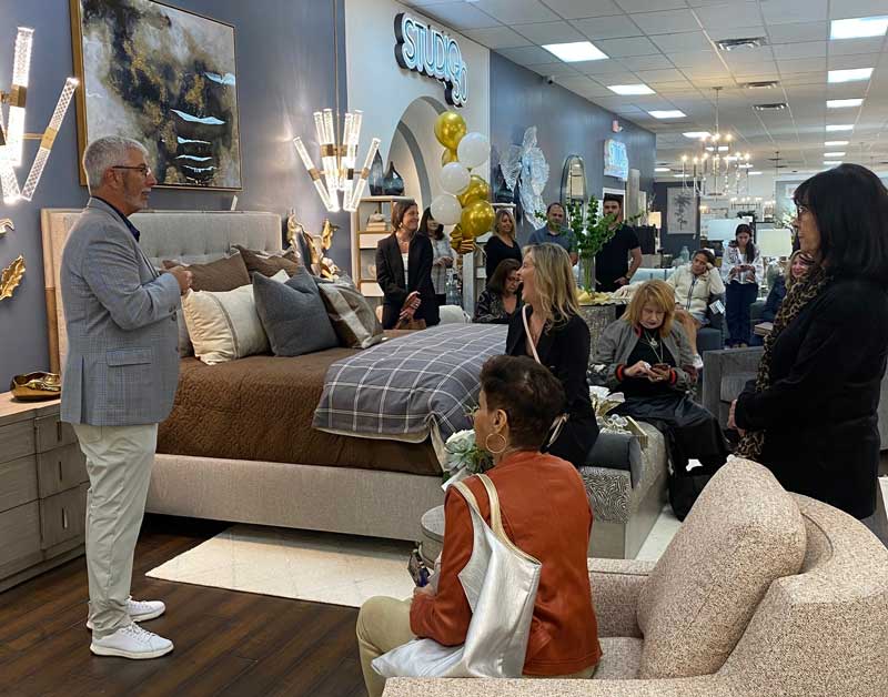 SIEGERMAN'S FURNITURE AND INTERIOR DESIGN HOSTS GRAND OPENING